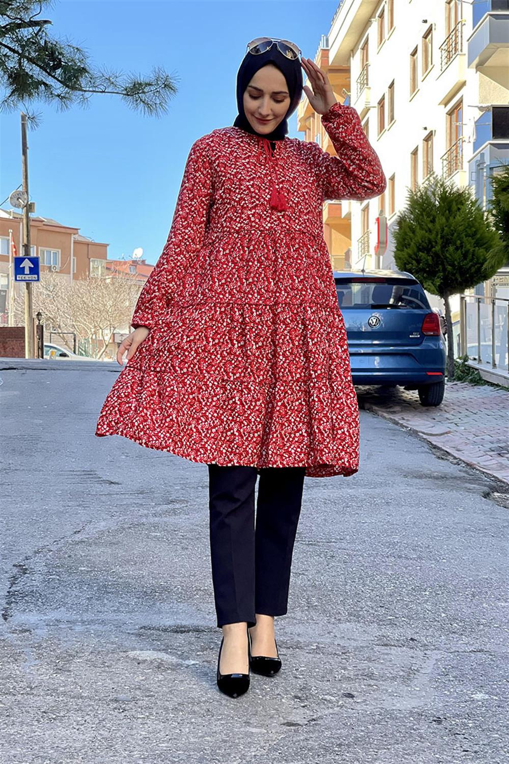 Püskül Detaylı Tunik KIRMIZI