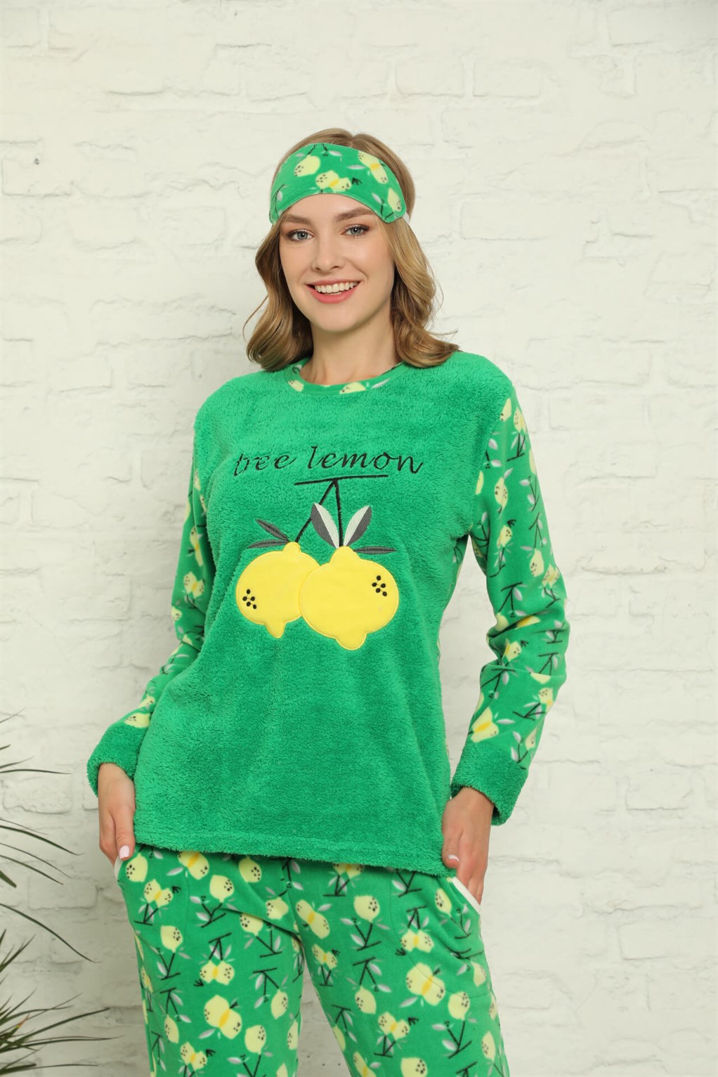 Moda Çizgi Polar Kadın Pijama Takımı