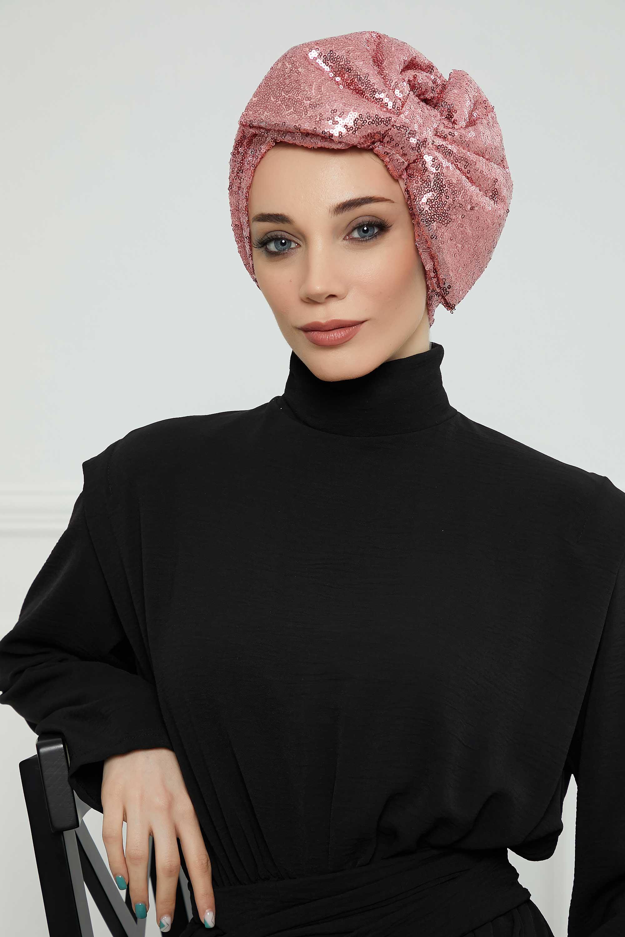 Dev Fiyonklu Payetli Bone,B-70 Pudra