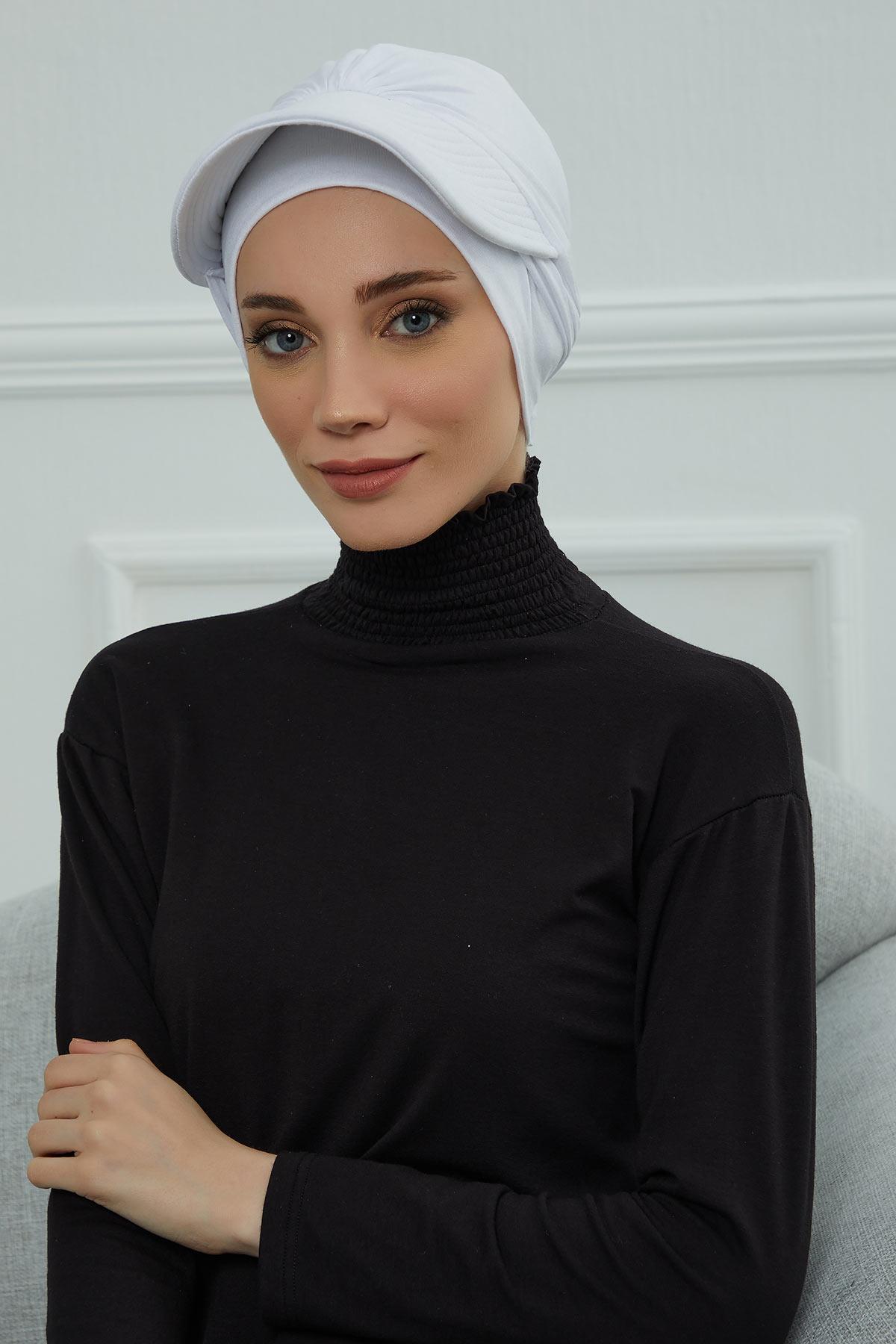 Siperlik Detaylı Penye Bone,B-66 Beyaz