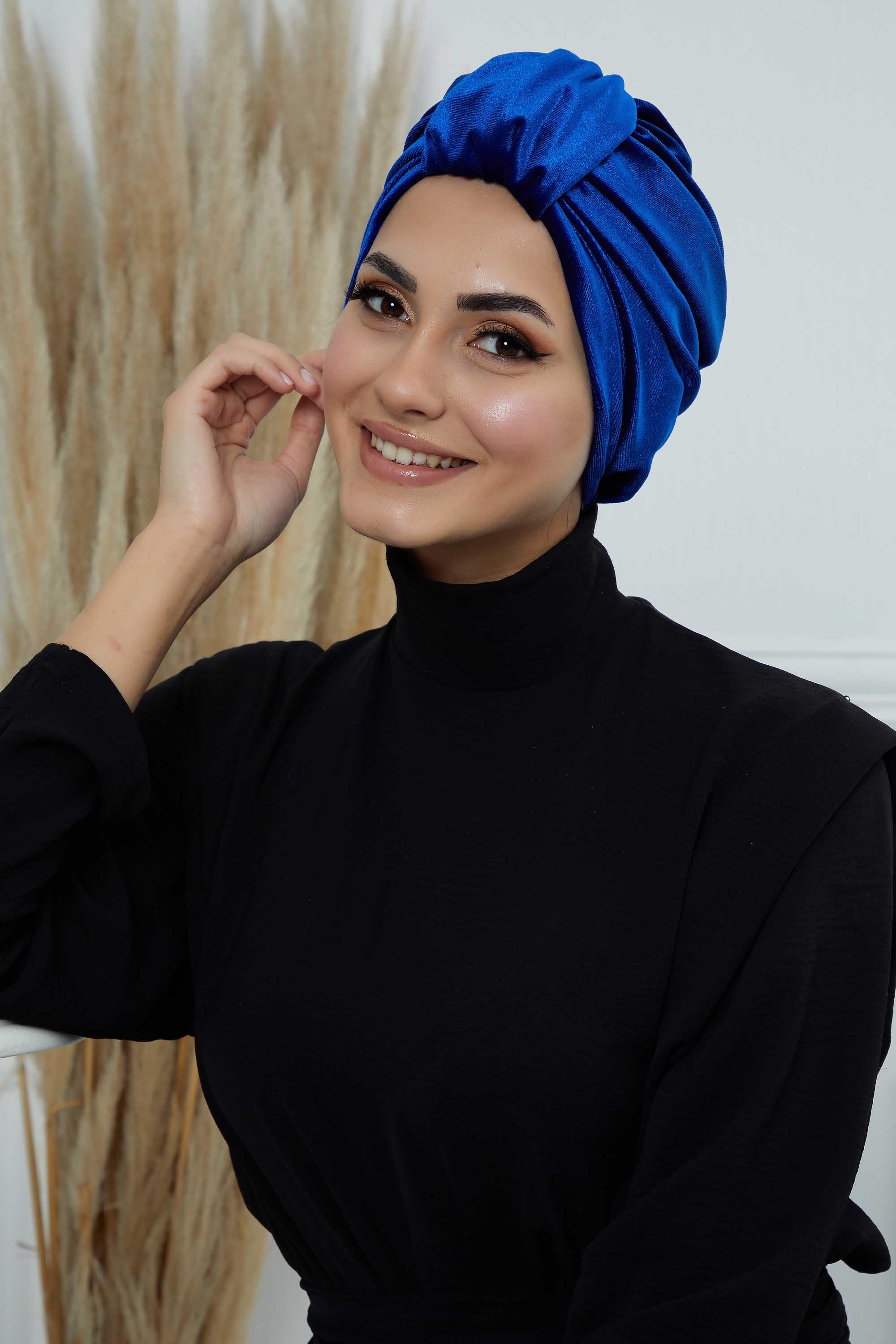 Ön Kemer Detaylı Kadife Bone,B-68K Saks